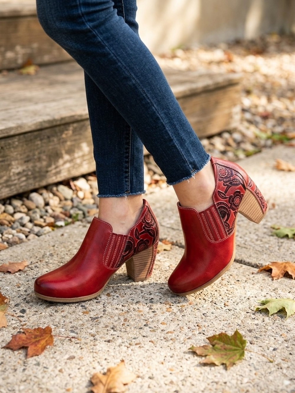 Women's L'Artiste by Slring Step Shoes